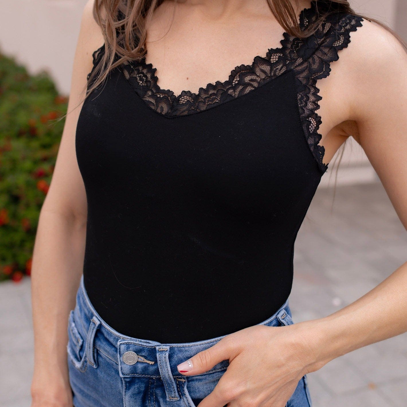 LUXE Lace Detailed Tank Top