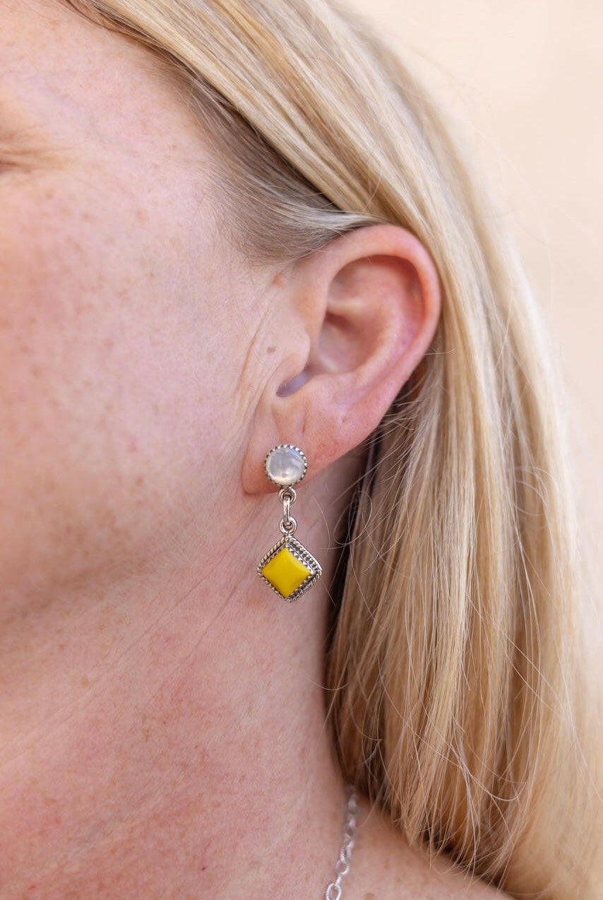 Yellow Rosarita & White Shell Earrings-Earrings-Krush Kandy, Women's Online Fashion Boutique Located in Phoenix, Arizona (Scottsdale Area)
