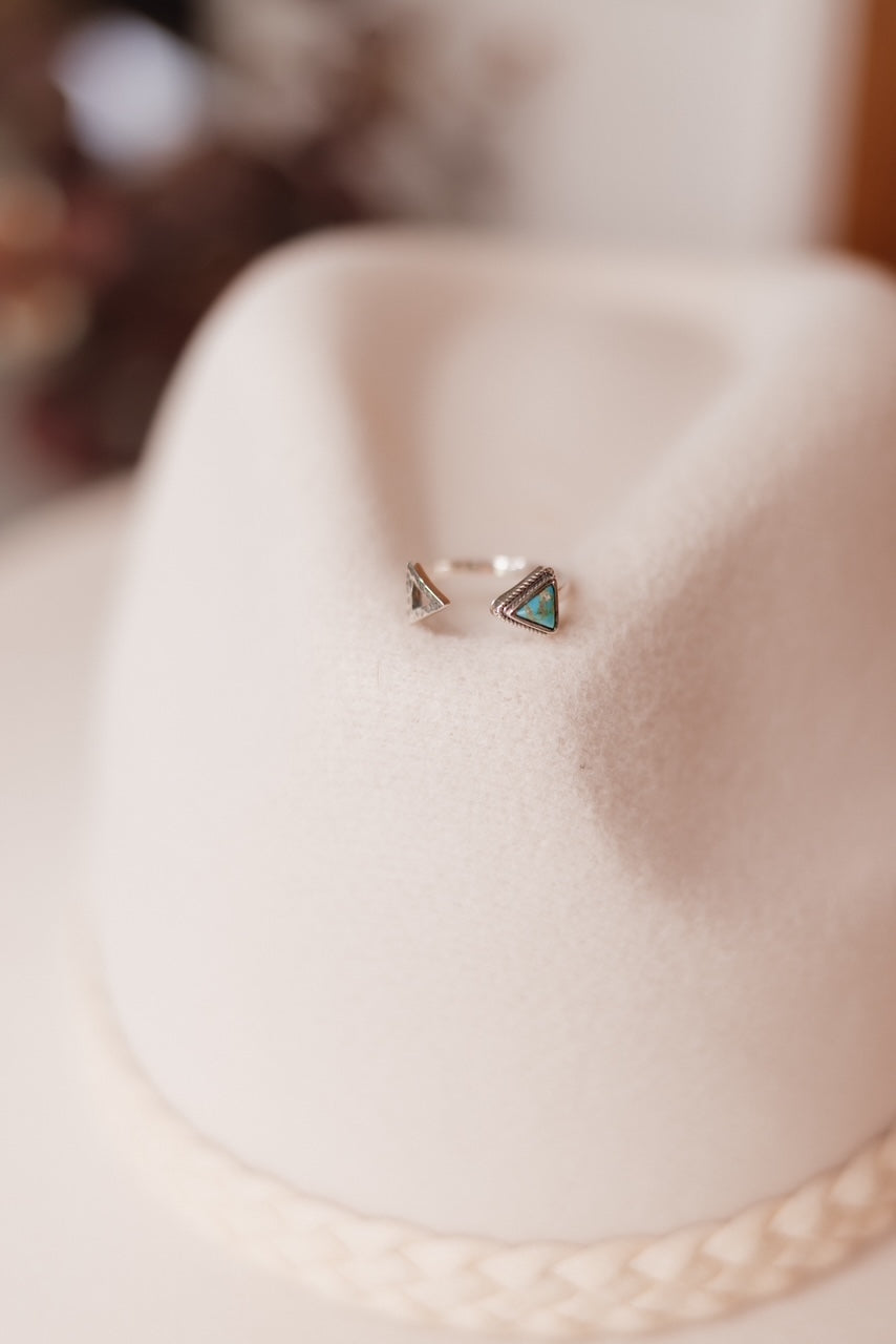 Double Arrow Floating Stone Ring-Ring Sizers-Krush Kandy, Women's Online Fashion Boutique Located in Phoenix, Arizona (Scottsdale Area)