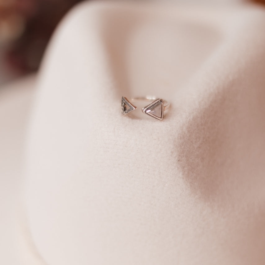 Double Arrow Floating Stone Ring-Ring Sizers-Krush Kandy, Women's Online Fashion Boutique Located in Phoenix, Arizona (Scottsdale Area)