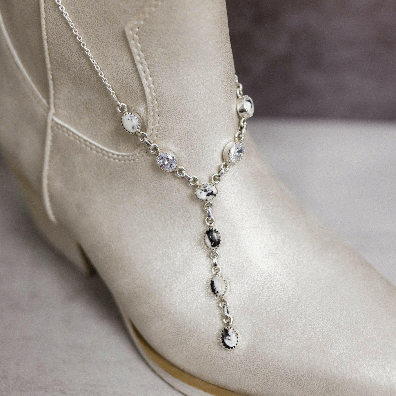 Krystal Krushed Stone Lariat Necklace-Chain Necklaces-Krush Kandy, Women's Online Fashion Boutique Located in Phoenix, Arizona (Scottsdale Area)