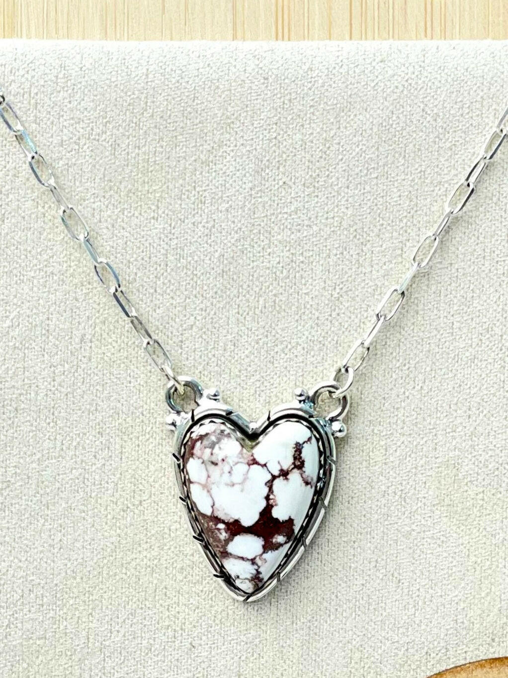 Love Is In The Air Heart Slab Necklace-Necklaces-Krush Kandy, Women's Online Fashion Boutique Located in Phoenix, Arizona (Scottsdale Area)
