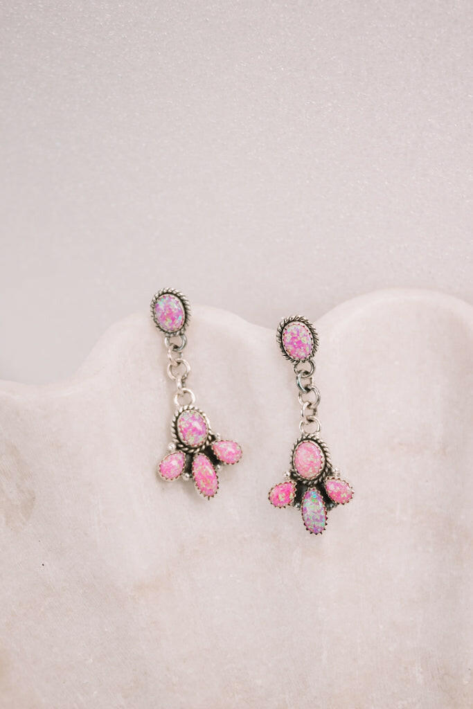 Dangle Cloved Chain Earrings-Drop Earrings-Krush Kandy, Women's Online Fashion Boutique Located in Phoenix, Arizona (Scottsdale Area)