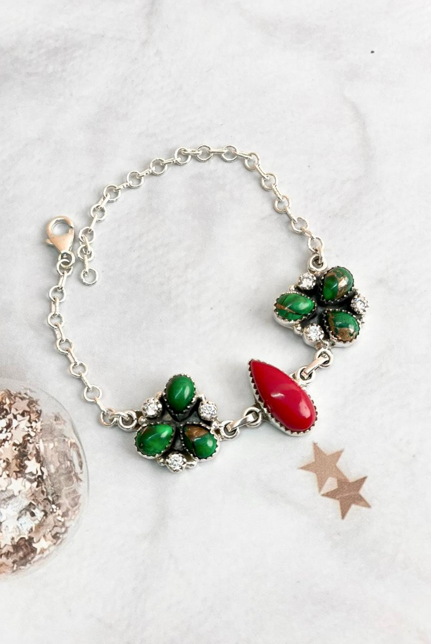 Christmas in Kandyland Mistletoe Bracelet-Bracelets-Krush Kandy, Women's Online Fashion Boutique Located in Phoenix, Arizona (Scottsdale Area)