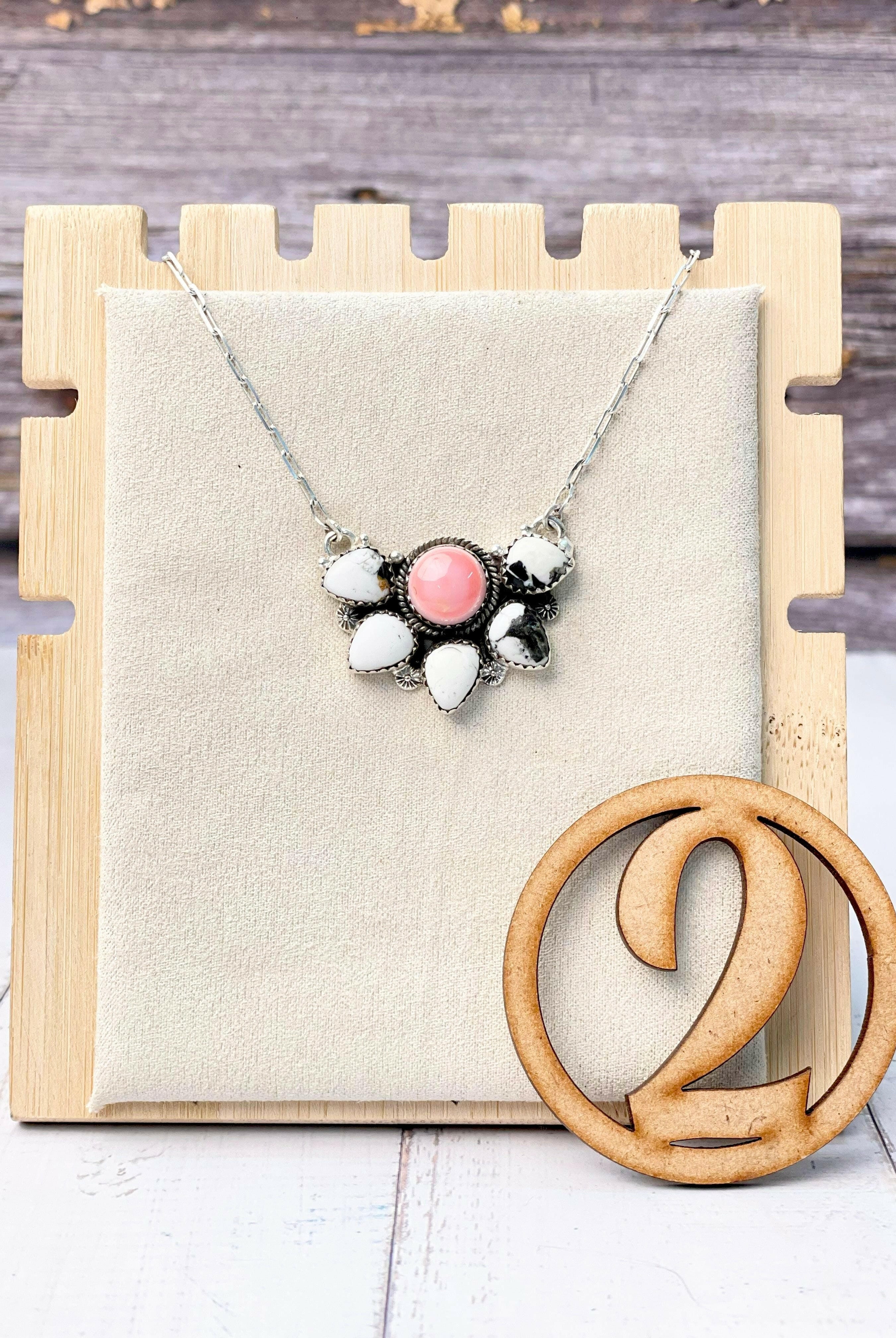 Half Queen Conch Flower Chain Pendants-Necklaces-Krush Kandy, Women's Online Fashion Boutique Located in Phoenix, Arizona (Scottsdale Area)