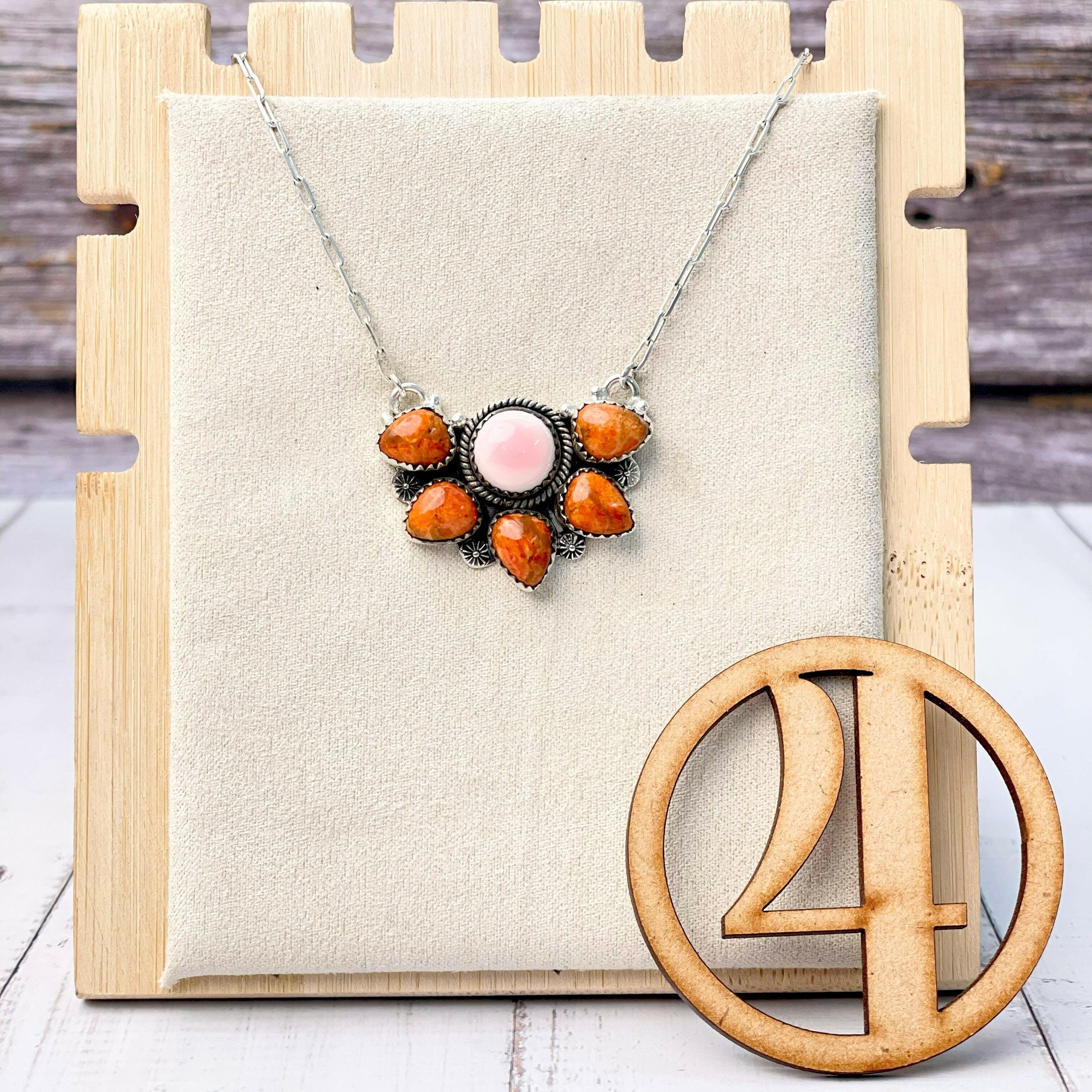 Half Queen Conch Flower Chain Pendants-Necklaces-Krush Kandy, Women's Online Fashion Boutique Located in Phoenix, Arizona (Scottsdale Area)