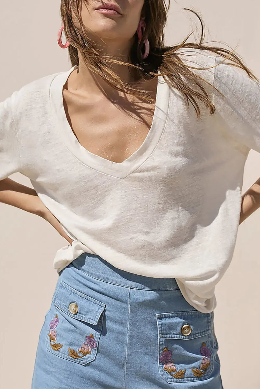 Essential V-Neck Basic Tee-Krush Kandy, Women's Online Fashion Boutique Located in Phoenix, Arizona (Scottsdale Area)