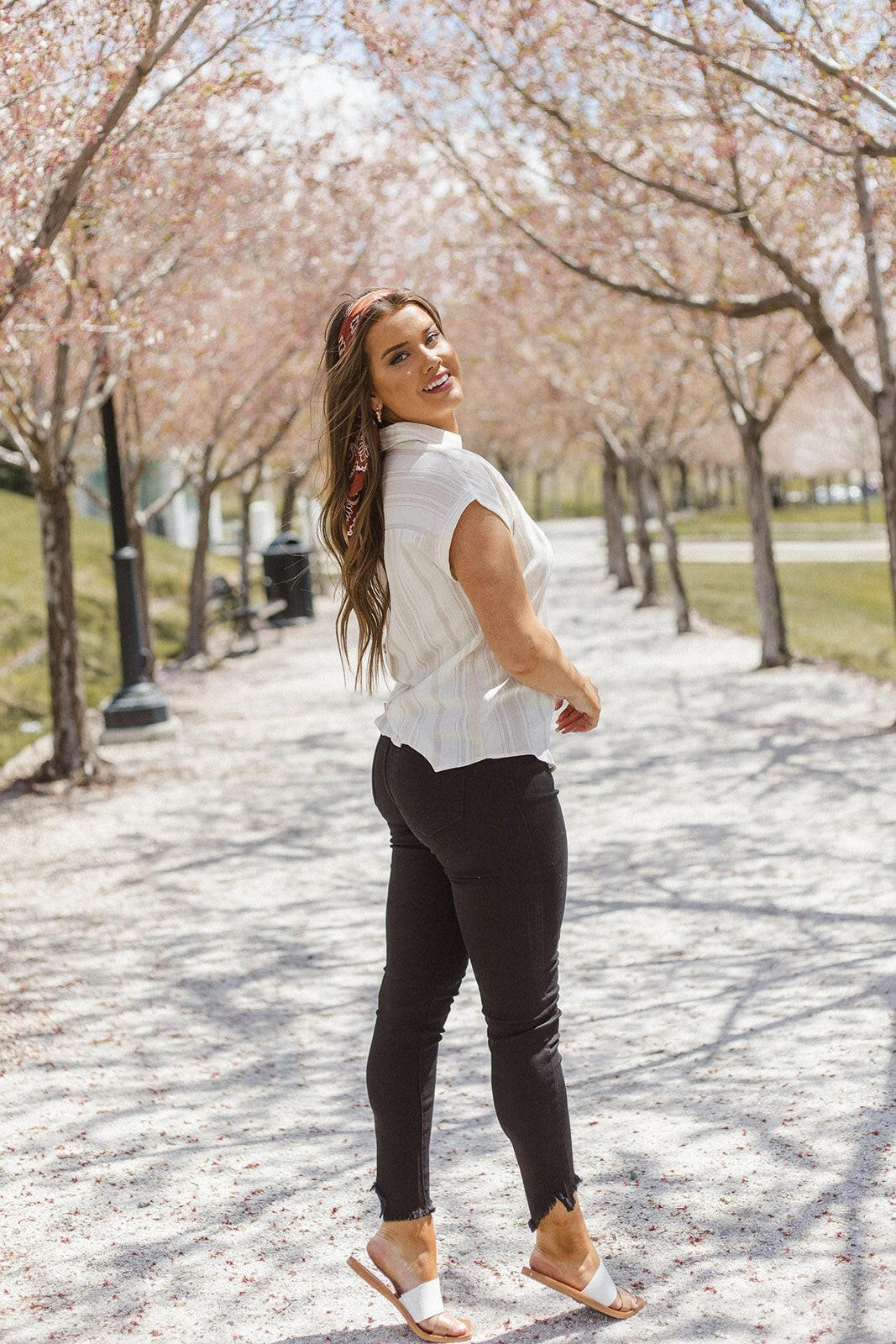 Kancan Walking into Spring Jeans | PLUS/REG-Jeans-Krush Kandy, Women's Online Fashion Boutique Located in Phoenix, Arizona (Scottsdale Area)