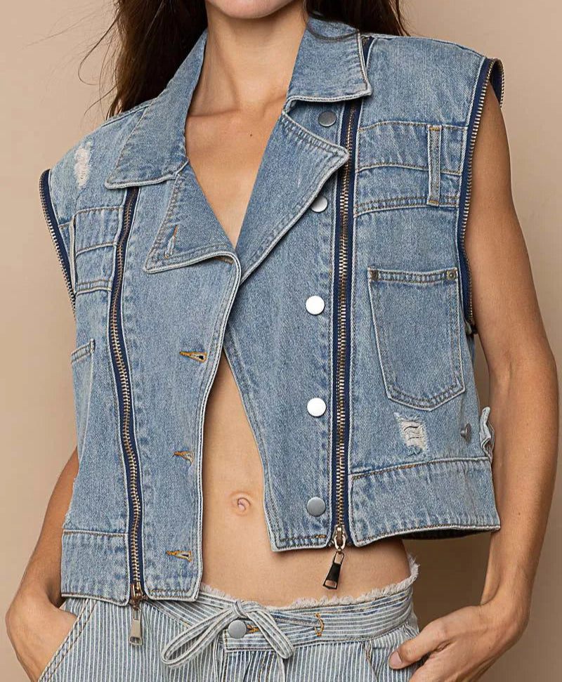 POL Cropped Denim Jacket with Functional Zipper Detail-Jacket-Krush Kandy, Women's Online Fashion Boutique Located in Phoenix, Arizona (Scottsdale Area)