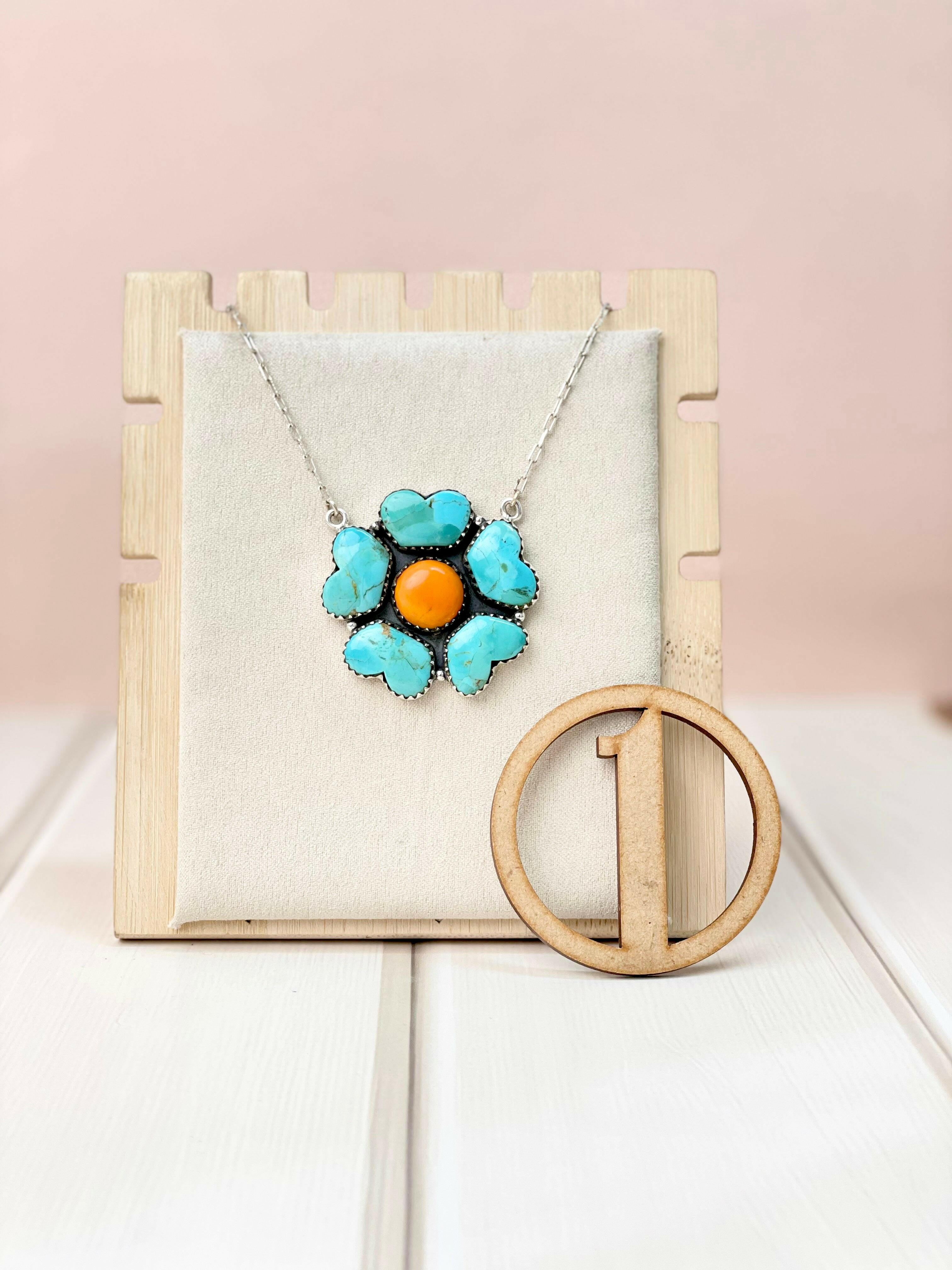 Rosarita Daisy Chain Pendants-Necklaces-Krush Kandy, Women's Online Fashion Boutique Located in Phoenix, Arizona (Scottsdale Area)