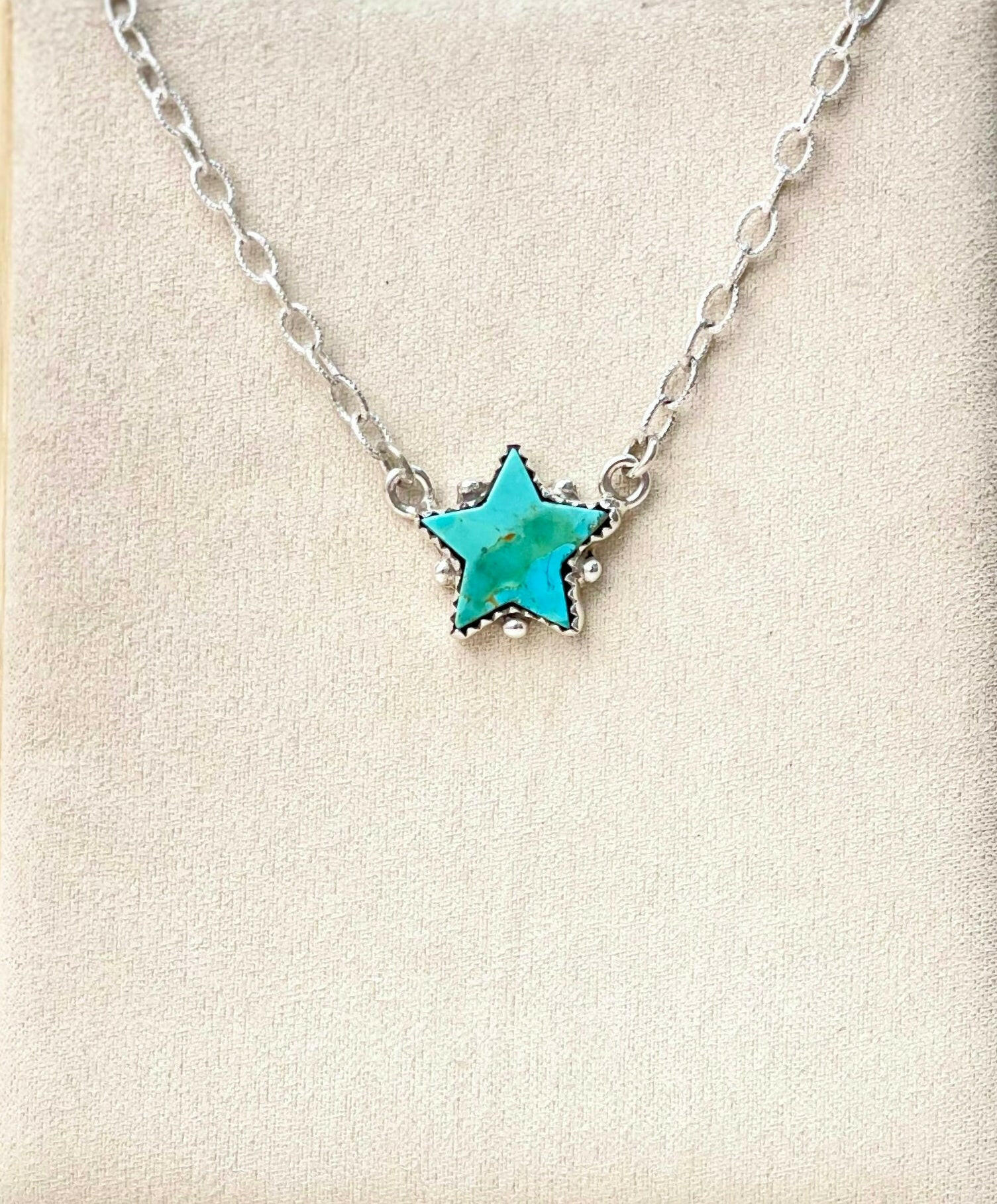 Canyon Stars Chunky Chain Necklace-Necklaces-Krush Kandy, Women's Online Fashion Boutique Located in Phoenix, Arizona (Scottsdale Area)