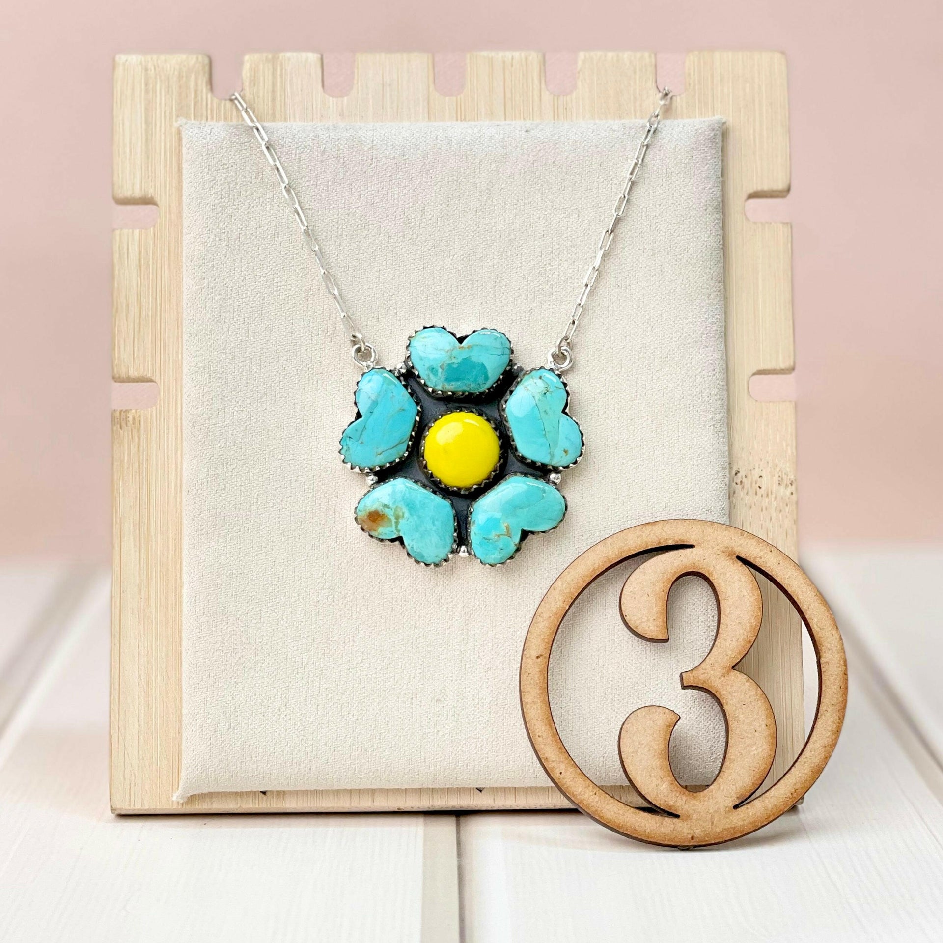 Rosarita Daisy Chain Pendants-Necklaces-Krush Kandy, Women's Online Fashion Boutique Located in Phoenix, Arizona (Scottsdale Area)