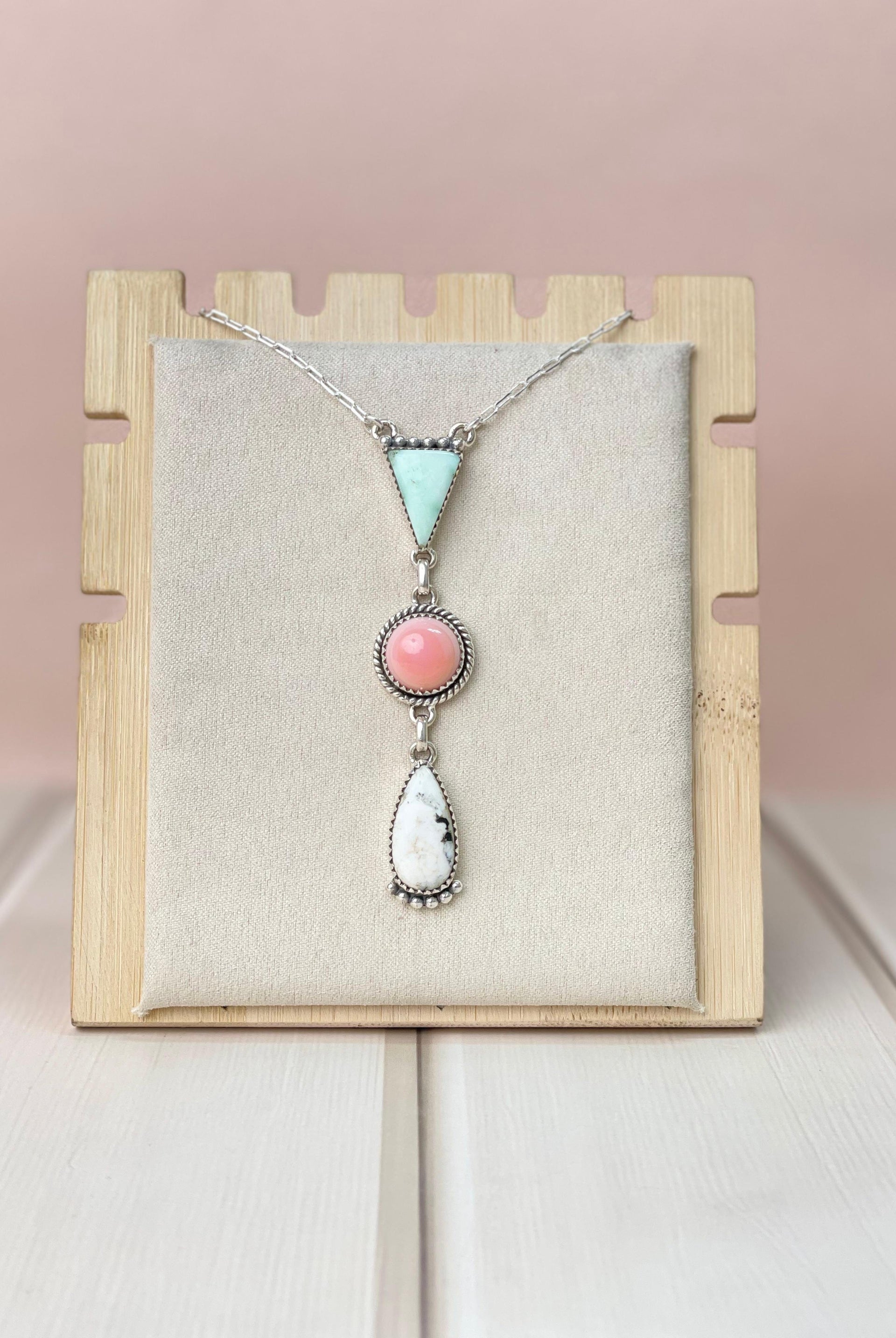 Paloma, Conch & White Buffalo Necklace-Necklaces-Krush Kandy, Women's Online Fashion Boutique Located in Phoenix, Arizona (Scottsdale Area)