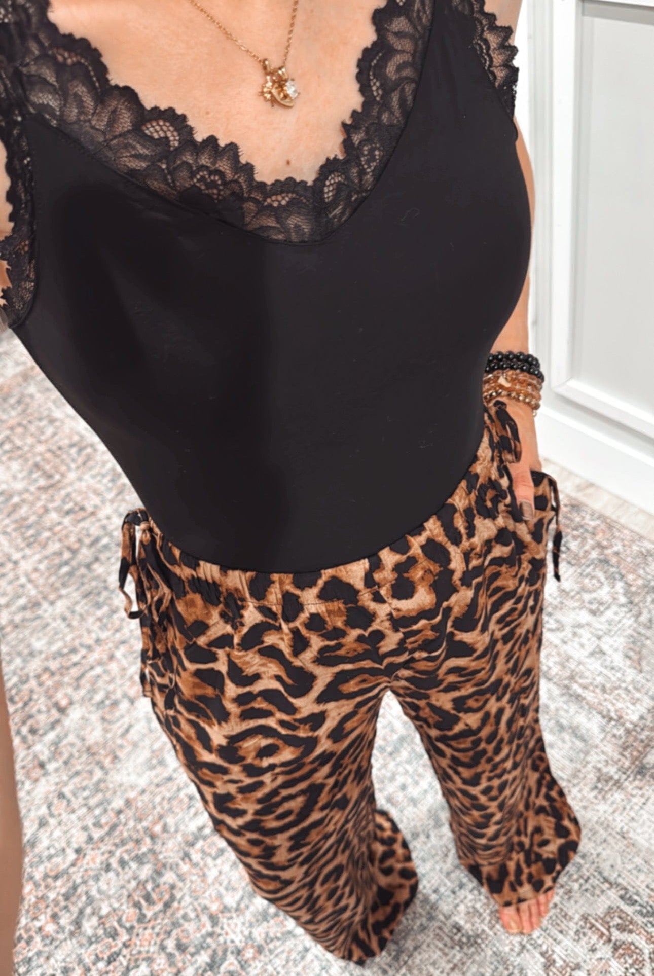 LUXE Lace Detailed Tank Top-Tanks-Krush Kandy, Women's Online Fashion Boutique Located in Phoenix, Arizona (Scottsdale Area)