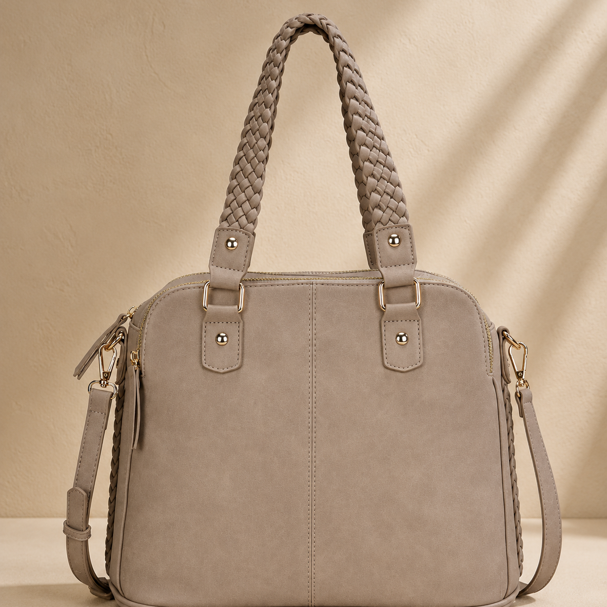 Roxanne Satchel