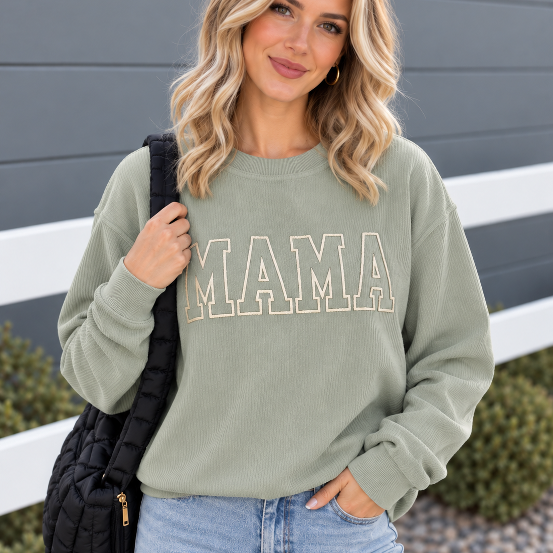 MAMA PUFF GRAPHIC SWEATSHIRT