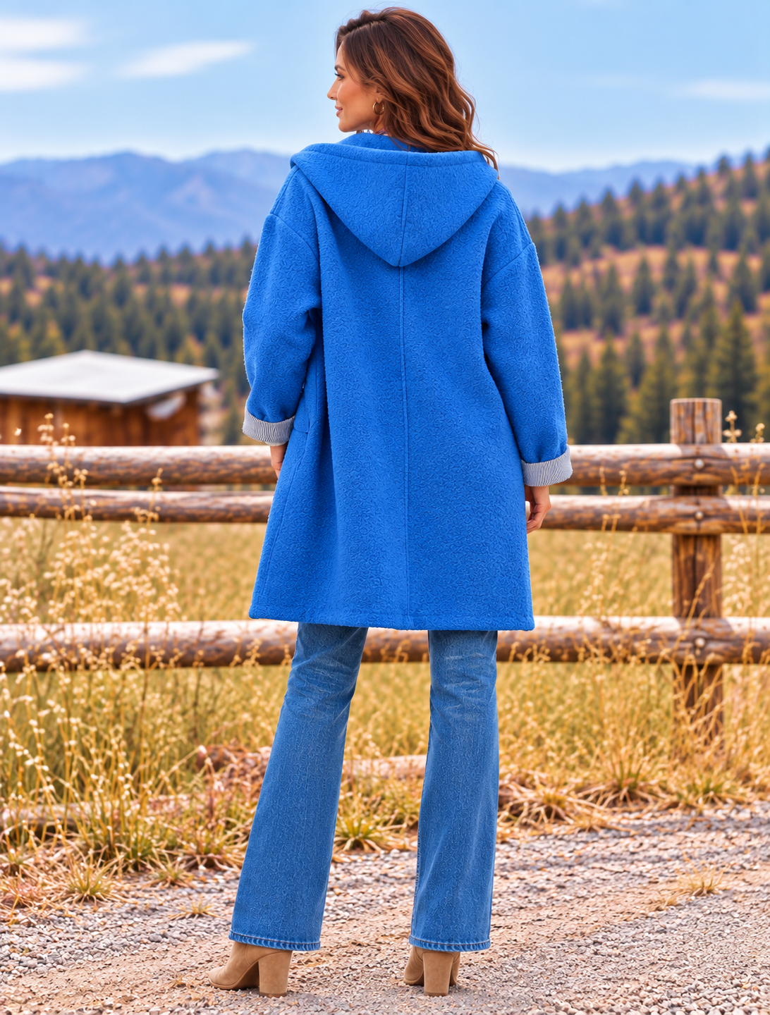 Cobalt Coat in the Mountain Countryside.png