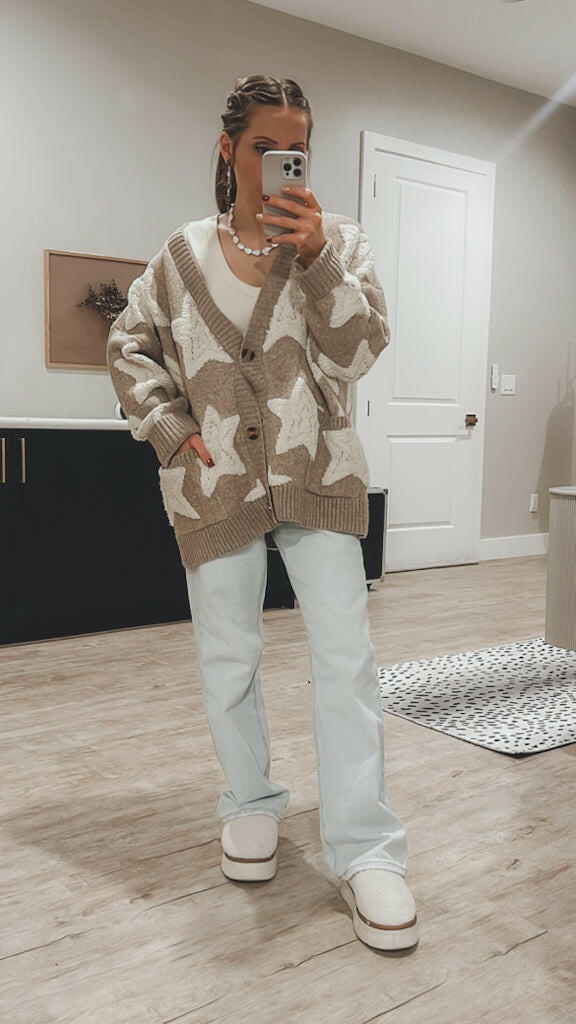 Starry Comfort: Sherpa Accent Star Oversized Cardigan-Cardigans-Krush Kandy, Women's Online Fashion Boutique Located in Phoenix, Arizona (Scottsdale Area)
