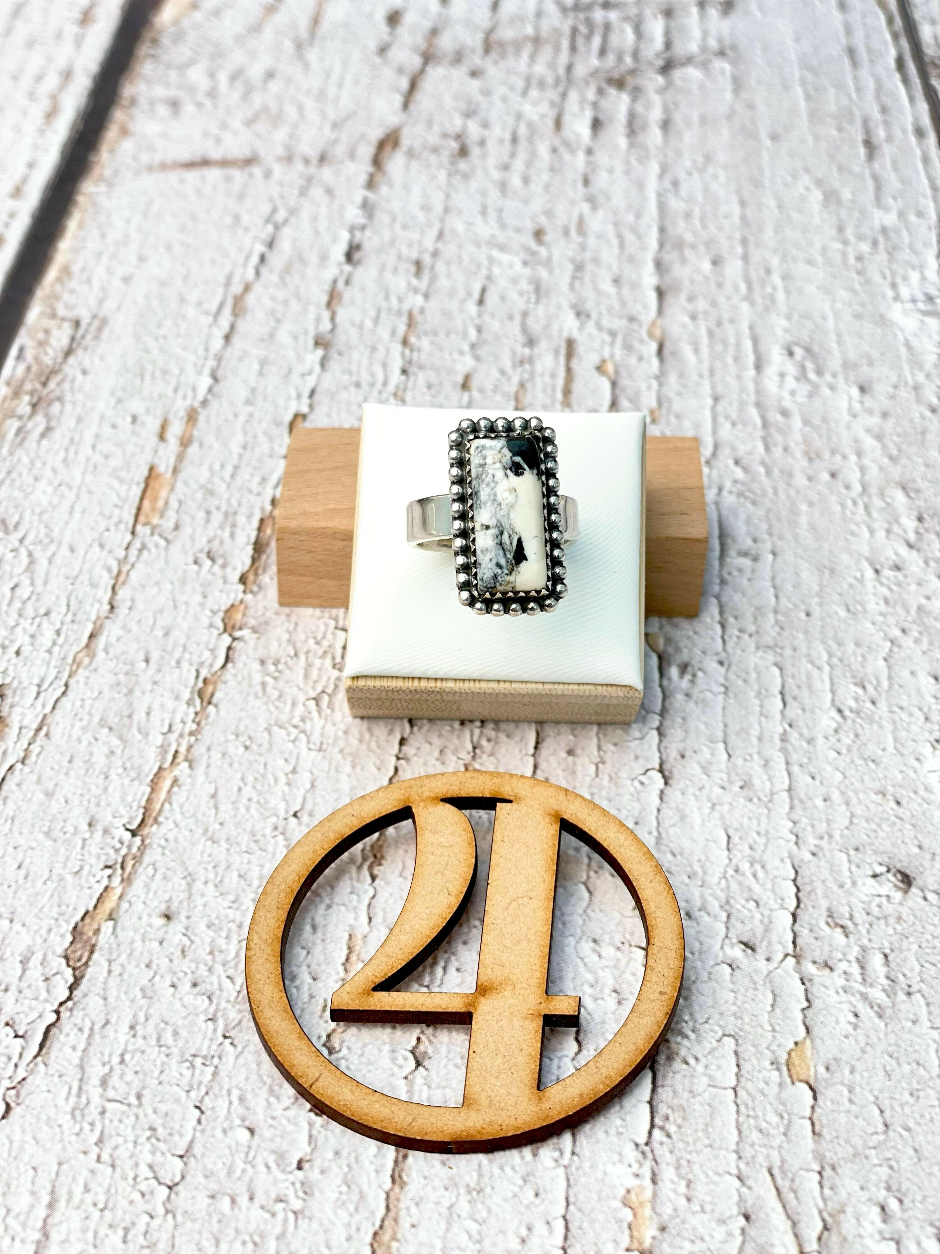 Krush Exclusive Stone Bar Ring-Rings-Krush Kandy, Women's Online Fashion Boutique Located in Phoenix, Arizona (Scottsdale Area)