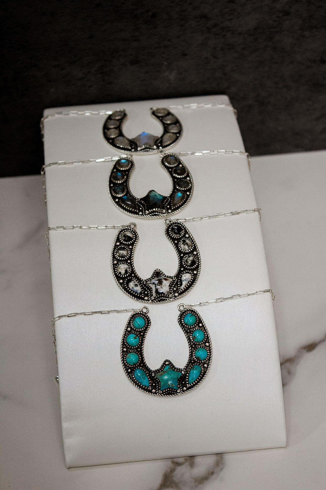 Desert Daze Horseshoe Necklace-Chain Necklaces-Krush Kandy, Women's Online Fashion Boutique Located in Phoenix, Arizona (Scottsdale Area)