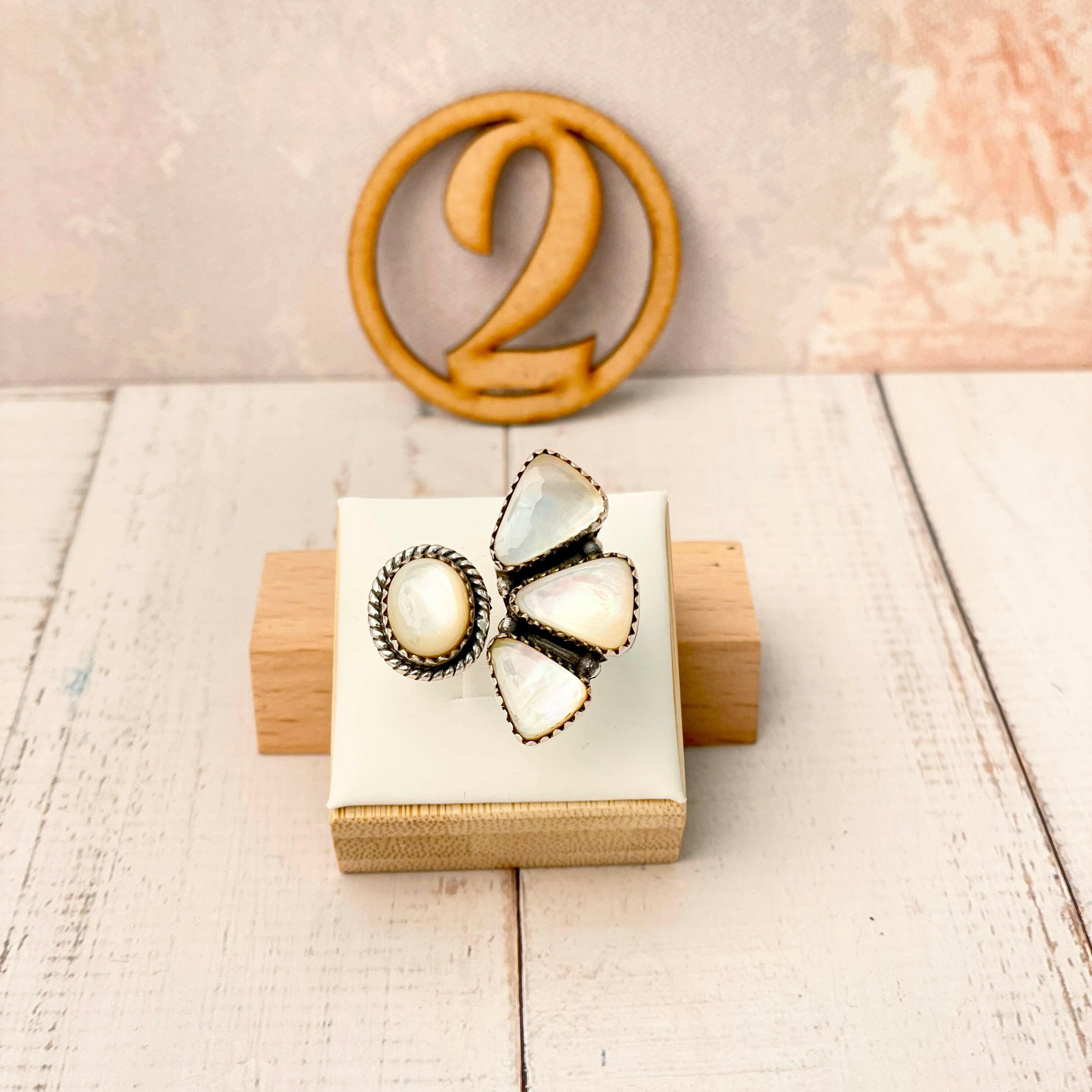 Multi White Shell Floating Ring-Rings-Krush Kandy, Women's Online Fashion Boutique Located in Phoenix, Arizona (Scottsdale Area)