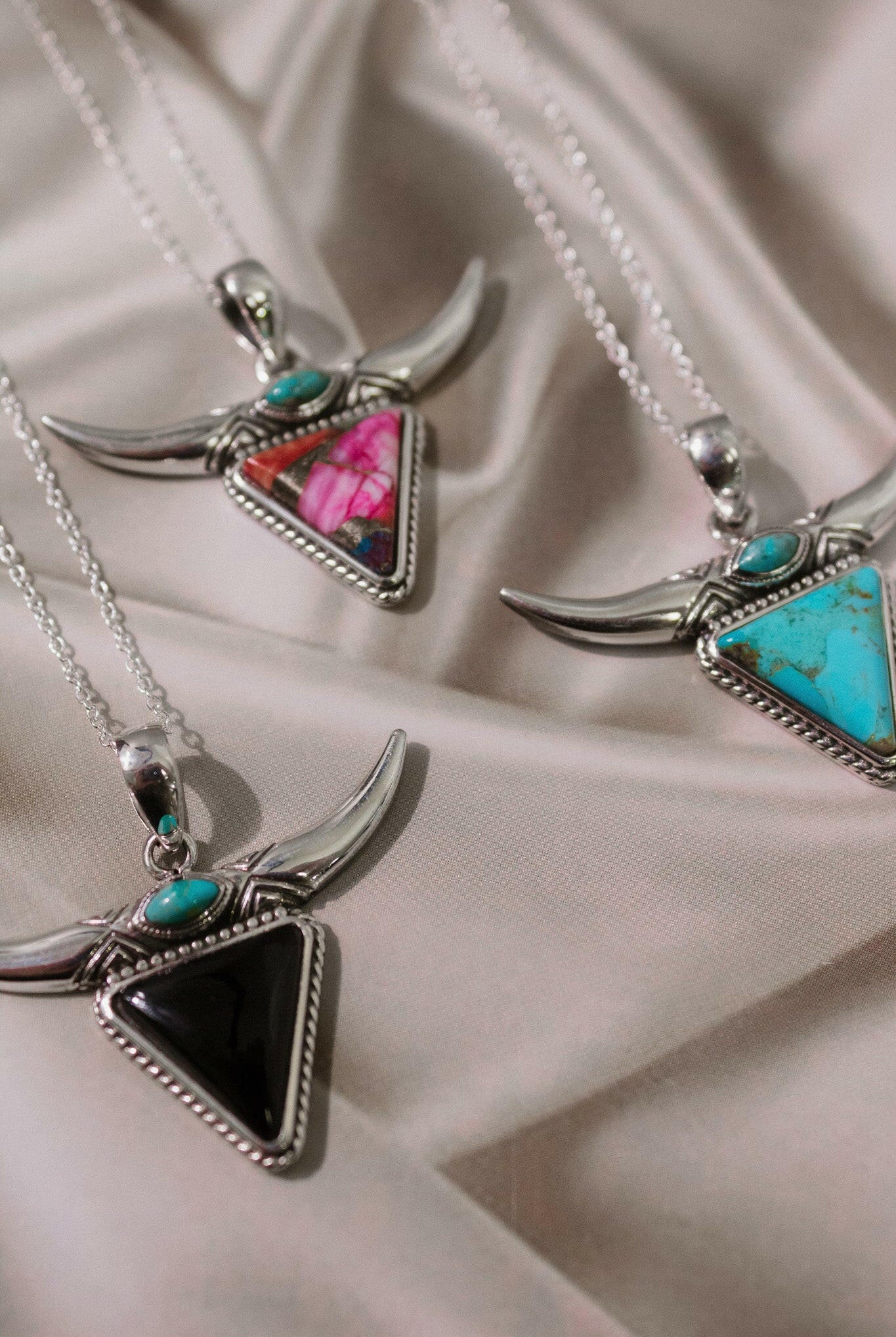 Lassie's Wild Horn Stone Pendant-Chain Necklaces-Krush Kandy, Women's Online Fashion Boutique Located in Phoenix, Arizona (Scottsdale Area)