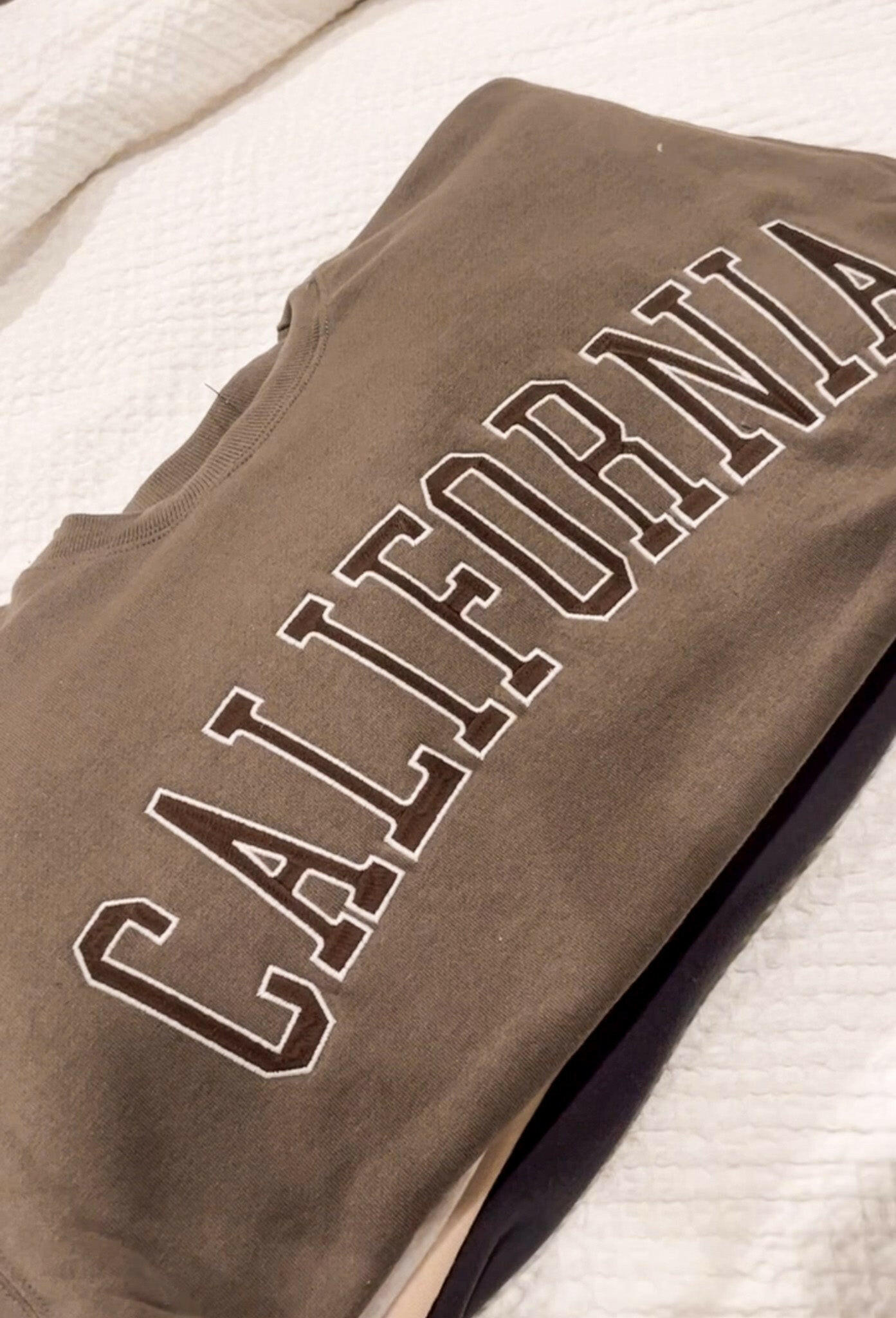 California Embroidered Crewneck-Sweatshirts-Krush Kandy, Women's Online Fashion Boutique Located in Phoenix, Arizona (Scottsdale Area)