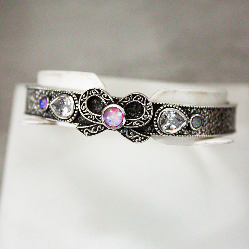 Dixie's Sterling Bow Cuff-Chain Bracelets-Krush Kandy, Women's Online Fashion Boutique Located in Phoenix, Arizona (Scottsdale Area)