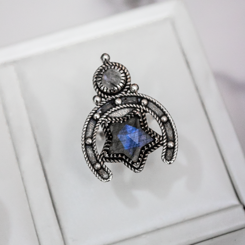 Lucky Star Horseshoe Ring-Cluster Rings-Krush Kandy, Women's Online Fashion Boutique Located in Phoenix, Arizona (Scottsdale Area)