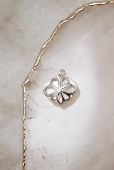 White Shell Droplet Pendant-Pendant Necklaces-Krush Kandy, Women's Online Fashion Boutique Located in Phoenix, Arizona (Scottsdale Area)