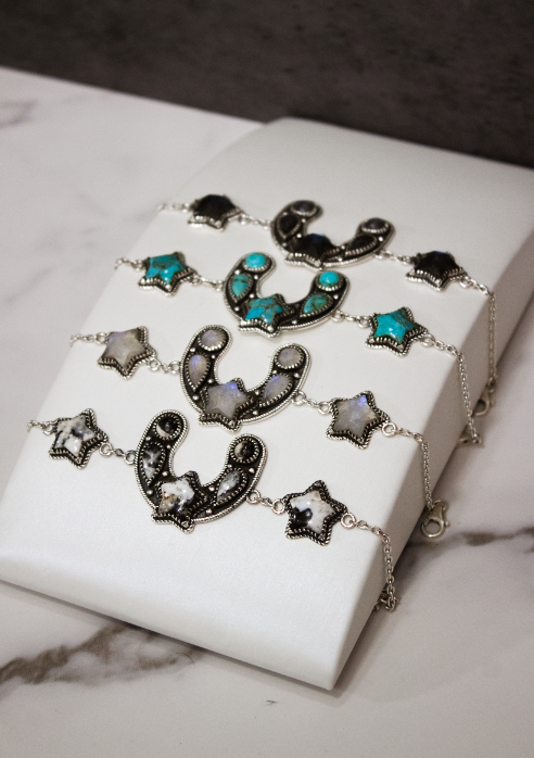 Ravens Ridge Horseshoe Bracelet-Chain Bracelets-Krush Kandy, Women's Online Fashion Boutique Located in Phoenix, Arizona (Scottsdale Area)