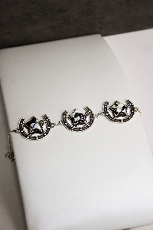 Triple Threat Horseshoe Bracelet-Chain Bracelets-Krush Kandy, Women's Online Fashion Boutique Located in Phoenix, Arizona (Scottsdale Area)