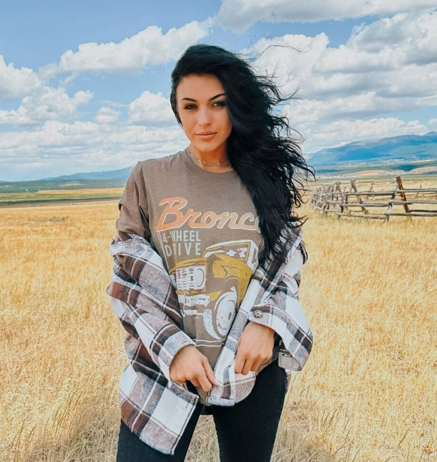 Bronco 4-Wheel Drive Graphic Tee-Graphic Tees-Krush Kandy, Women's Online Fashion Boutique Located in Phoenix, Arizona (Scottsdale Area)