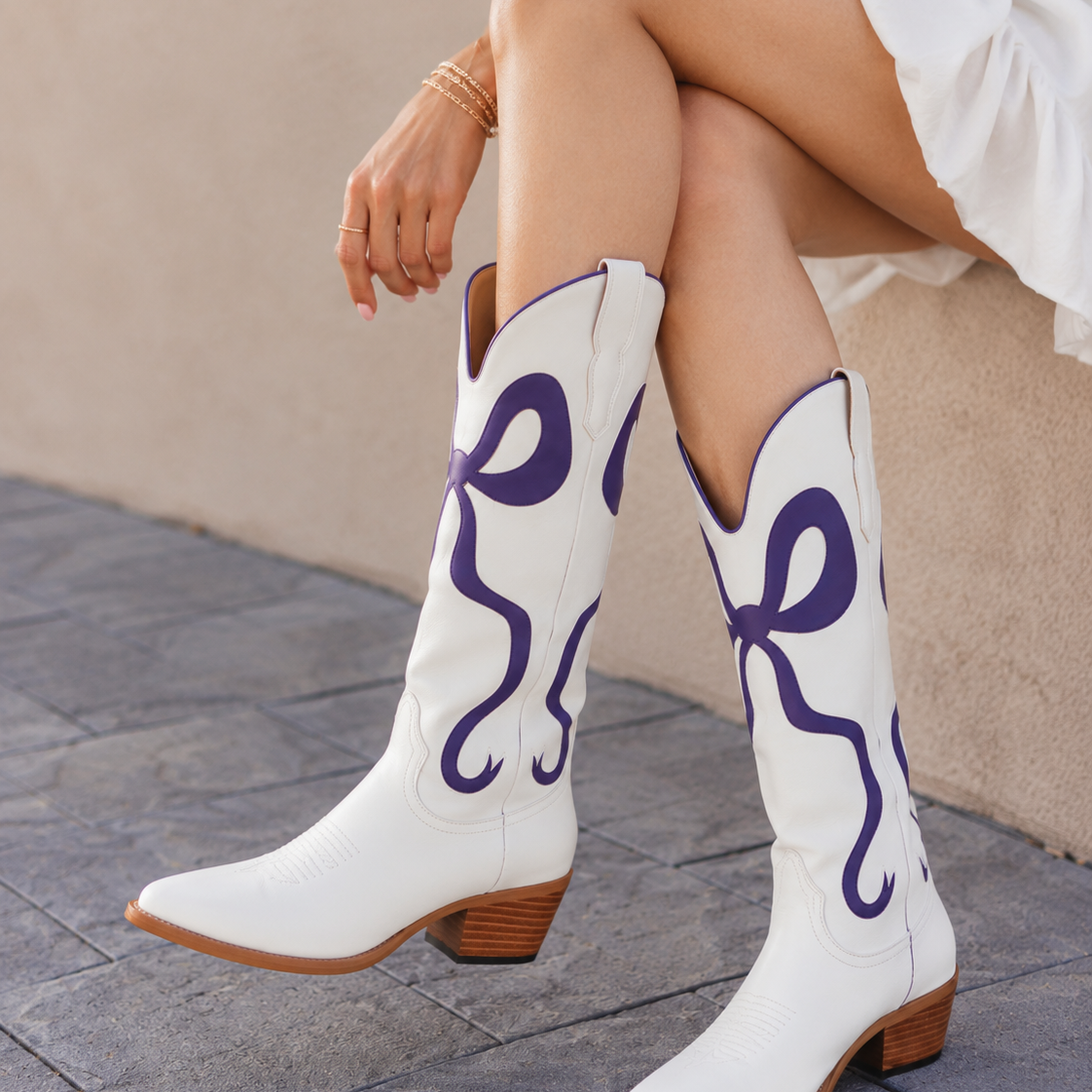 Western Bow Detail Boots