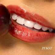 Ceramide Hydra Balm Pinot lips, lifestyle image