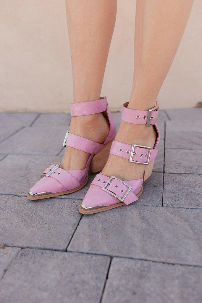 Hendrix Strappy Buckle Sandal-Sandals-Krush Kandy, Women's Online Fashion Boutique Located in Phoenix, Arizona (Scottsdale Area)