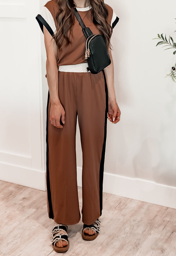 Contrast Round Neck Top and Pants Set-2 Piece Outfit Sets-Krush Kandy, Women's Online Fashion Boutique Located in Phoenix, Arizona (Scottsdale Area)