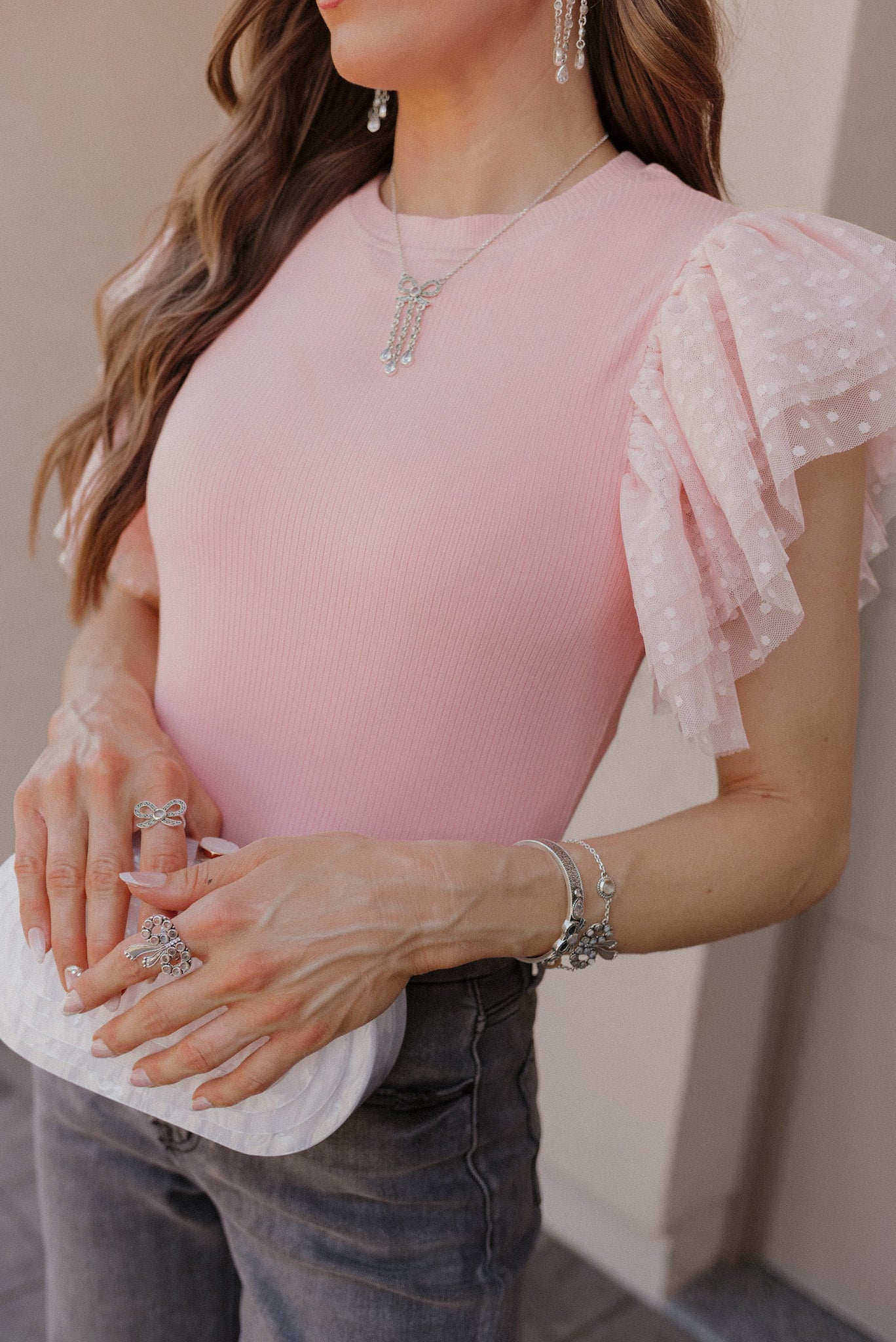 Fashion mesh ruffle sleeve