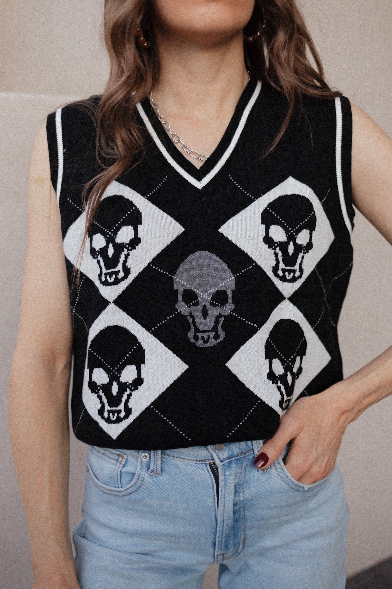 Skull Contrast V-Neck Sweater Vest-Tops-Krush Kandy, Women's Online Fashion Boutique Located in Phoenix, Arizona (Scottsdale Area)