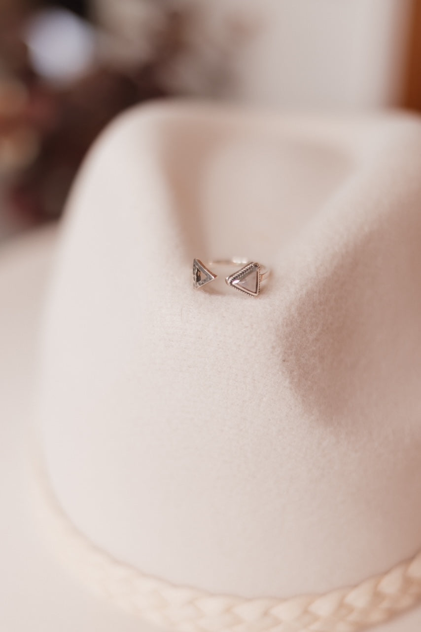 Double Arrow Floating Stone Ring-Ring Sizers-Krush Kandy, Women's Online Fashion Boutique Located in Phoenix, Arizona (Scottsdale Area)