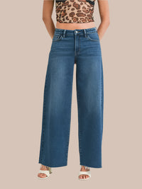 Relaxed Wide Leg Jeans