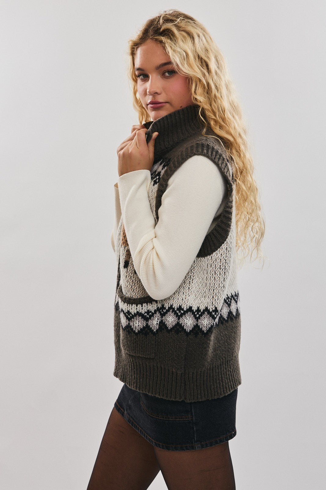 Frontier Charm Horse Knit Zip Vest-Vests-Krush Kandy, Women's Online Fashion Boutique Located in Phoenix, Arizona (Scottsdale Area)