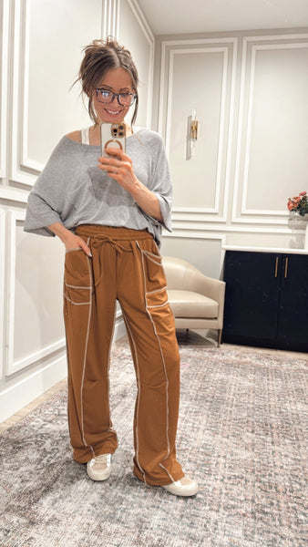 Luxe Contrast Stitching Wide Leg Pants – Stylish & Comfortable
