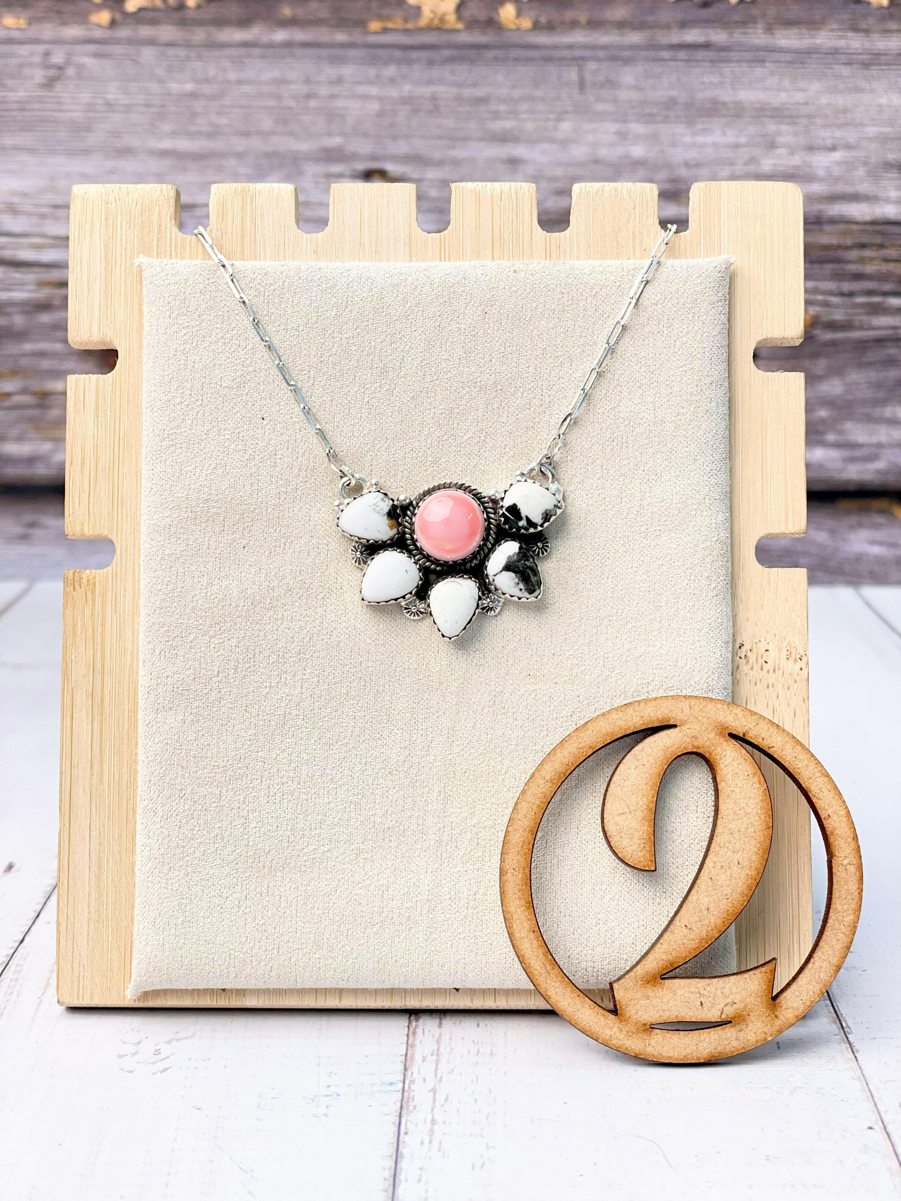 Half Queen Conch Flower Chain Pendants-Necklaces-Krush Kandy, Women's Online Fashion Boutique Located in Phoenix, Arizona (Scottsdale Area)