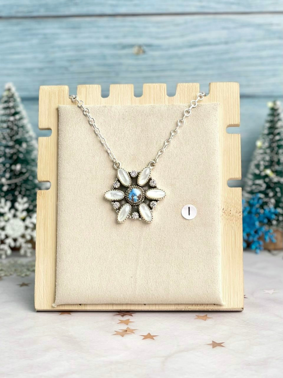 Winter Frost Golden Hills Snowflake Necklace-Necklaces-Krush Kandy, Women&#39;s Online Fashion Boutique Located in Phoenix, Arizona (Scottsdale Area)