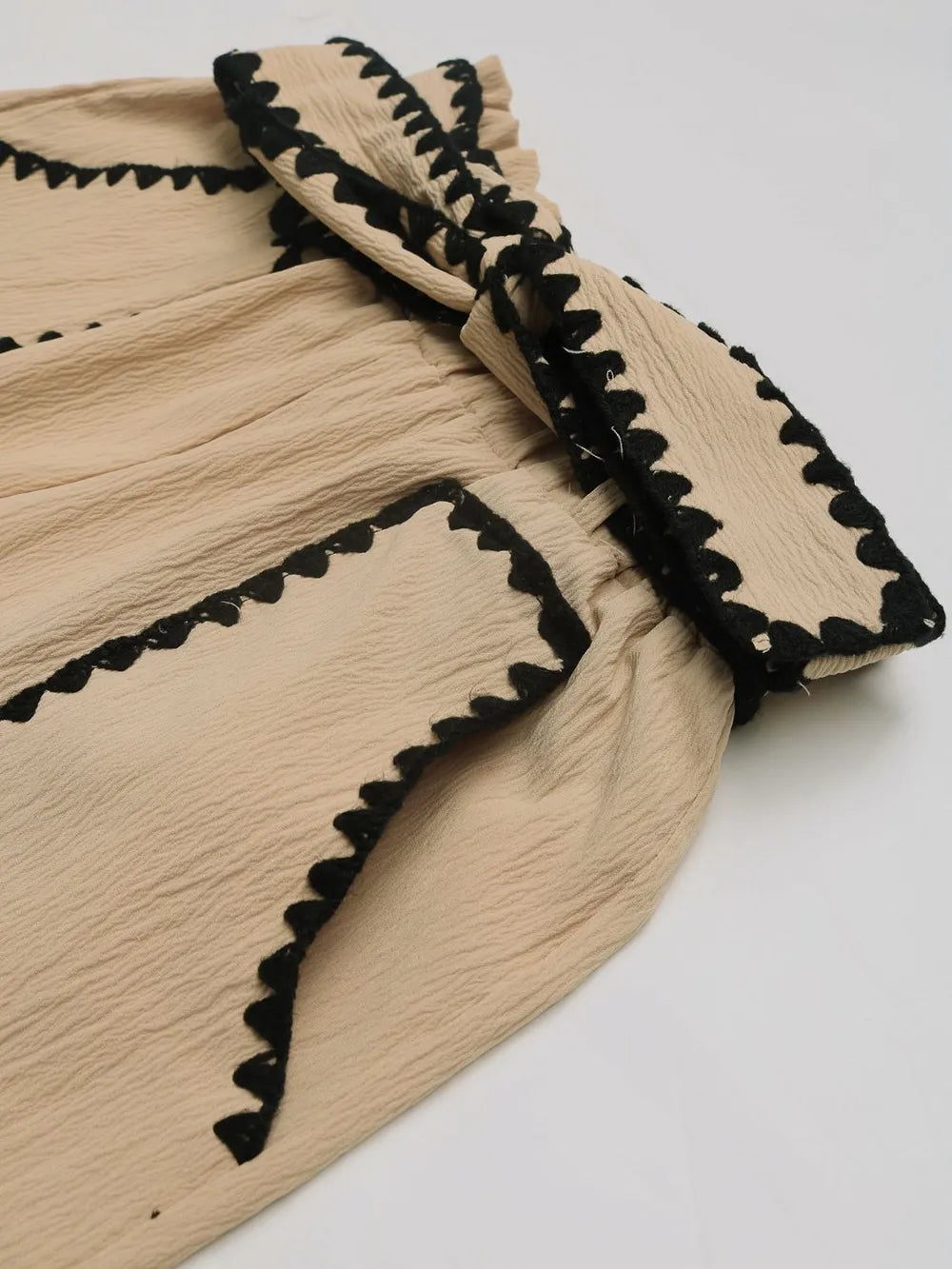 Perfee Tied Contrast Trim Shorts-Shorts-Krush Kandy, Women's Online Fashion Boutique Located in Phoenix, Arizona (Scottsdale Area)