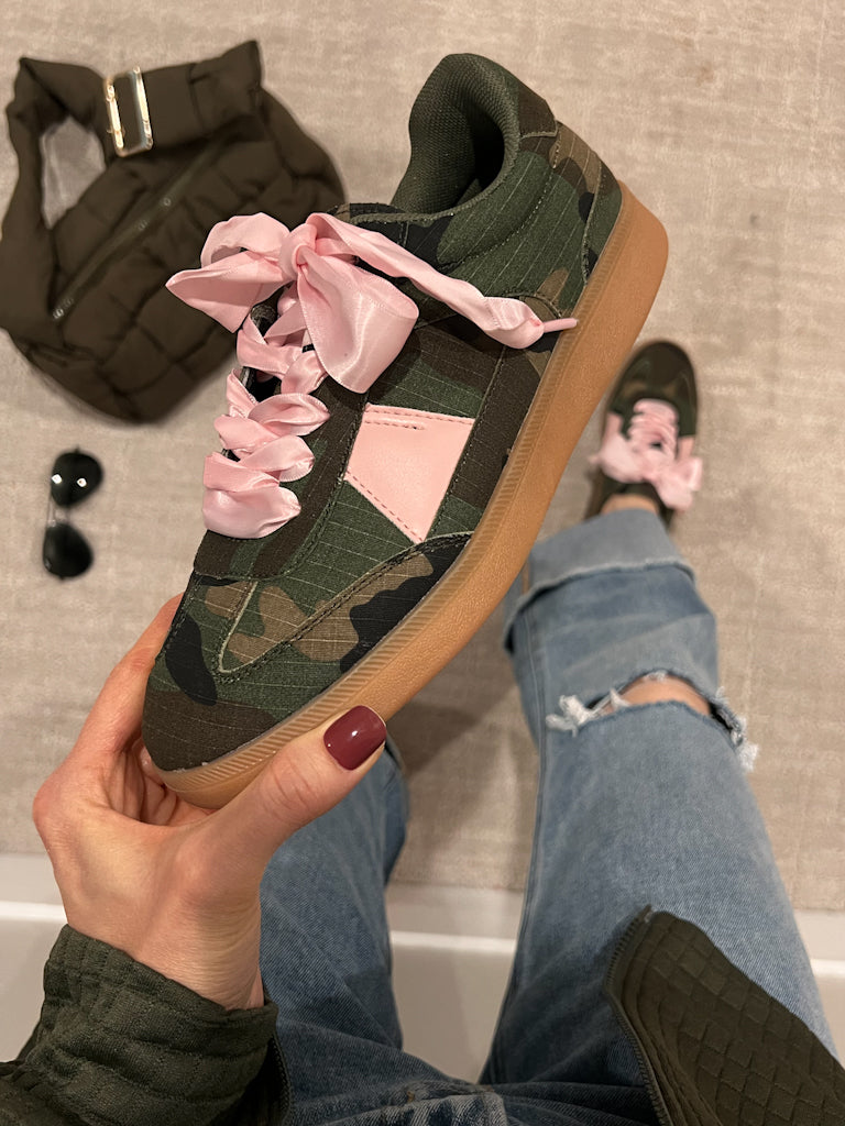 Valentino sneaker camouflage pink authentic rosa