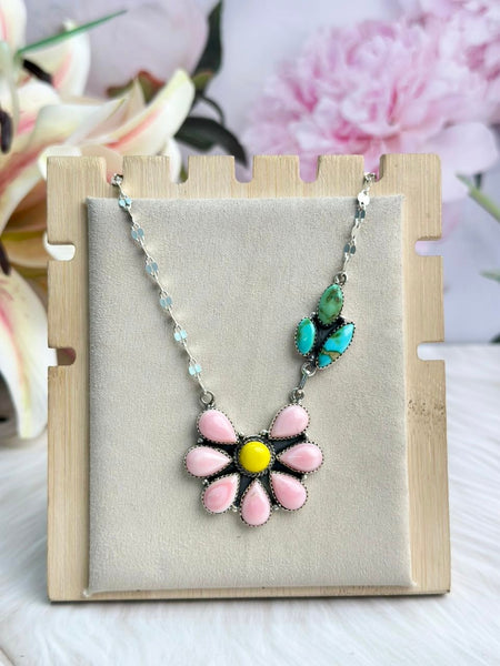 S*A様 Blooming DAISY イヤリング　casaceleste Days of Spring Collection Rosarita, Sonoran & Pink Conch Daisy