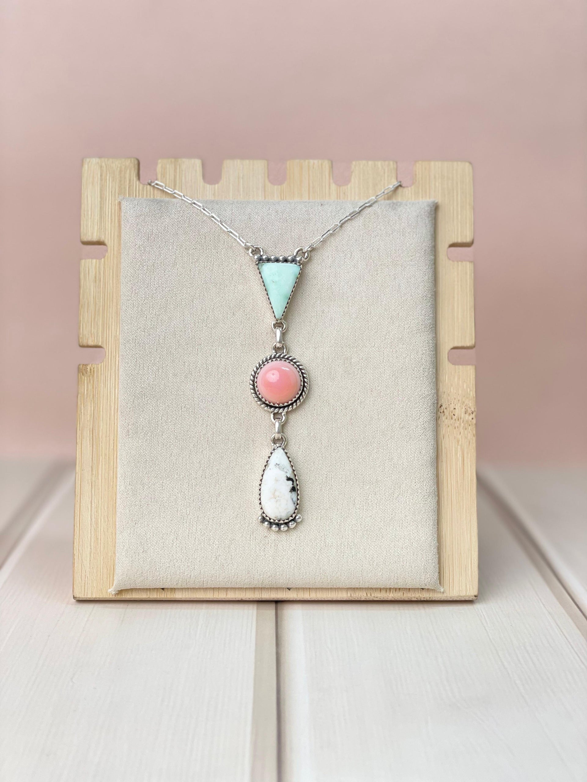 Paloma, Conch & White Buffalo Necklace-Necklaces-Krush Kandy, Women's Online Fashion Boutique Located in Phoenix, Arizona (Scottsdale Area)