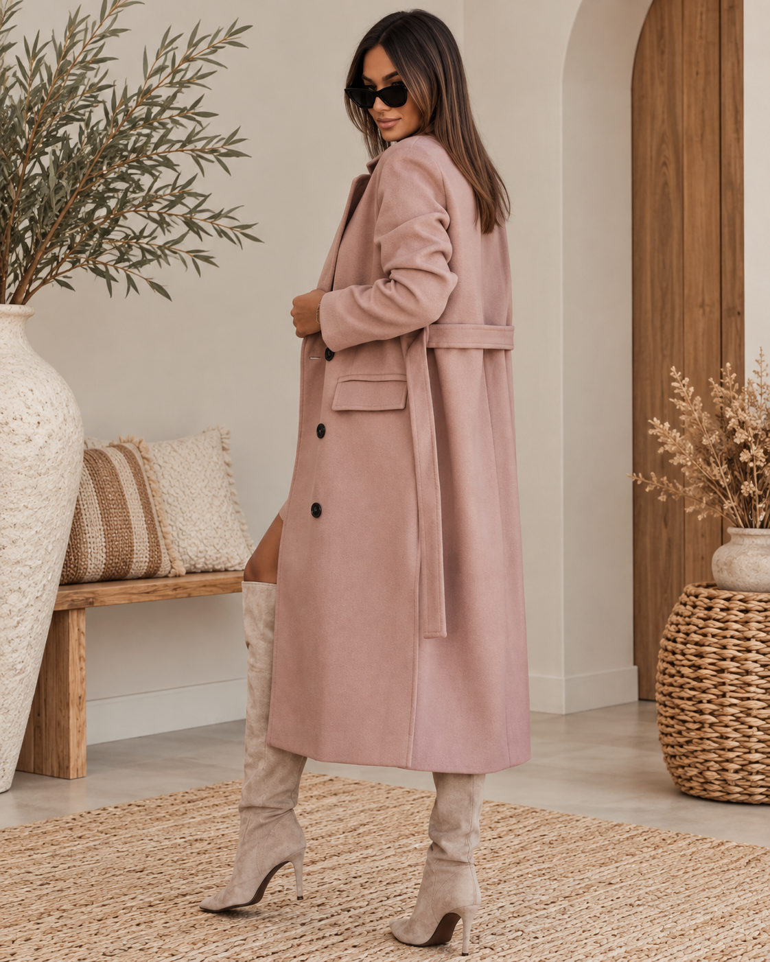 Camille Luxe Coatede.png